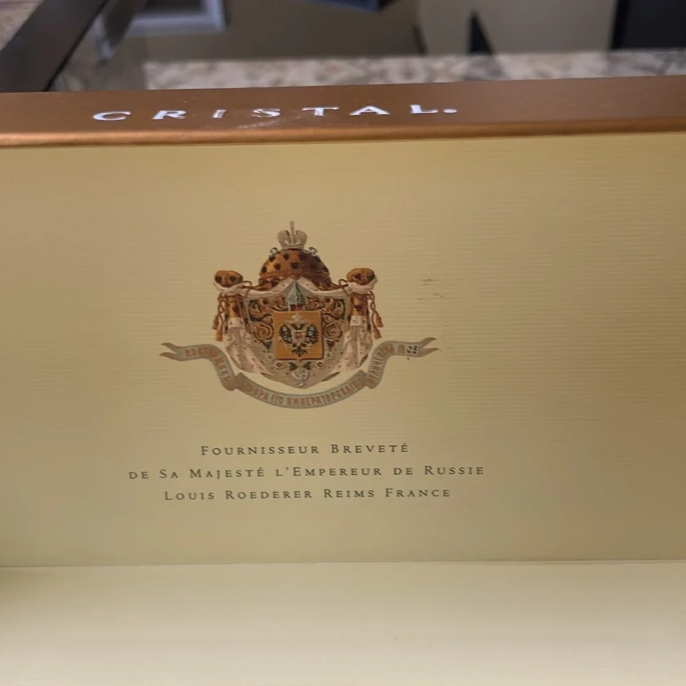 Cristal Empty Champagne Box - Gold